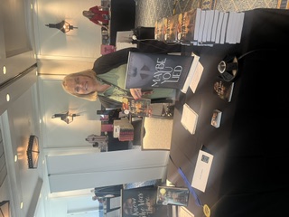 Jennifer Sadera promoting novels at Author Expo