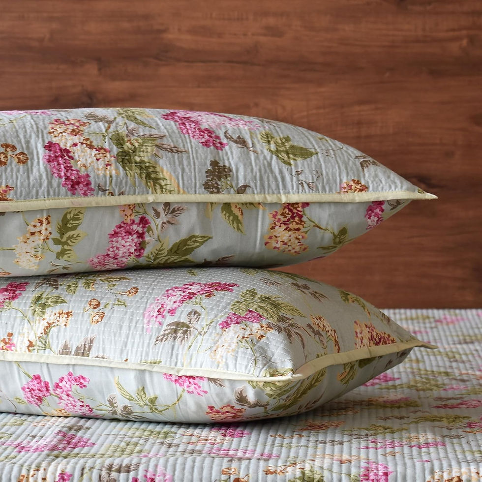 Thumbnail: Metropolis Reversible Quilted Cotton Bedcover – King Size 225x275 cm