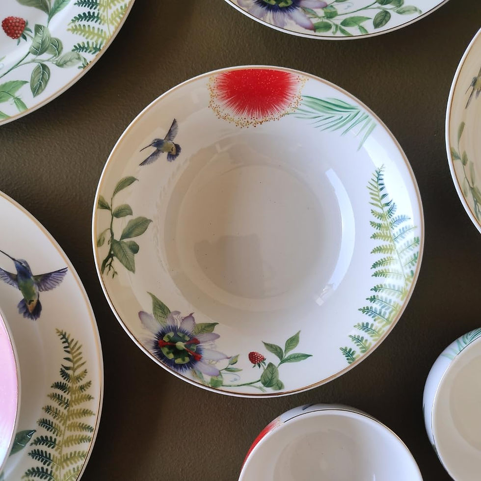 Thumbnail: Devnow Birdsong Porcelain 23 PCs Floral Dinner Set
