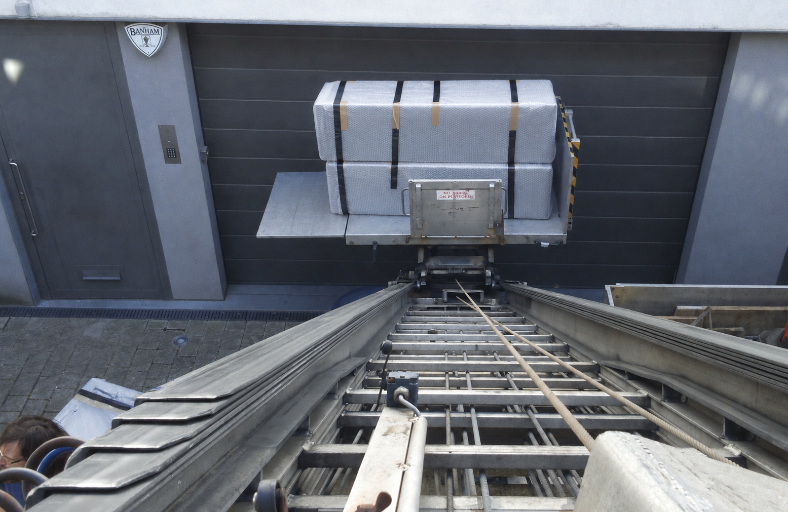 Learn how large planters can be delivered to roof terraces, courtyards and other difficult locations, including access checks, furniture lifts and crane lifts.