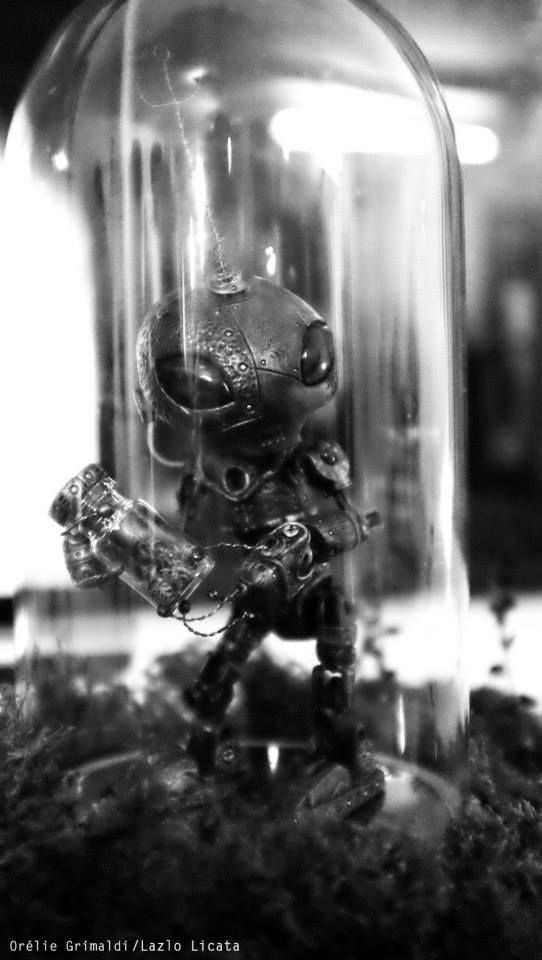 Lazlo Licata art toy