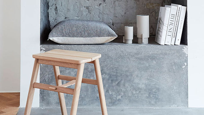 Form & Refine, Angle Hocker