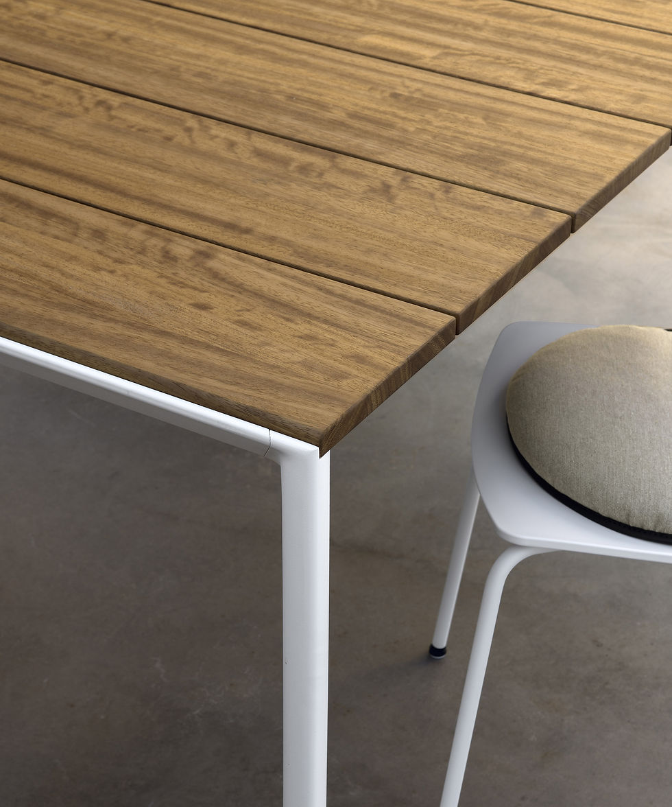 Miniaturbild: Kristalia, Maki ausziehbarer Tisch