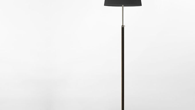 Santa & Cole, Pie de Salon Stehleuchte