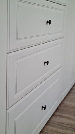 Dressing personalizat cu uși MDF moderne