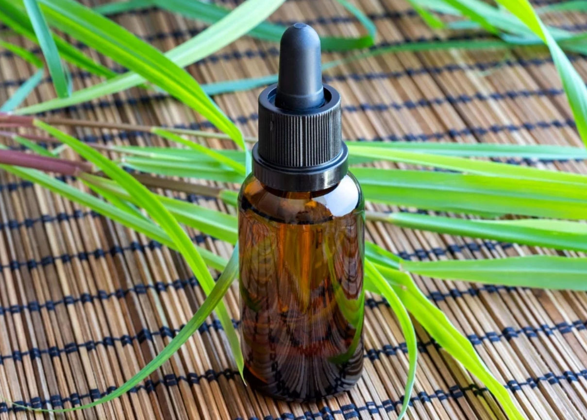 Herbetarian's Pamlarosa Essential Oil