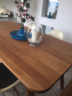 Esstisch aus Eichenholz