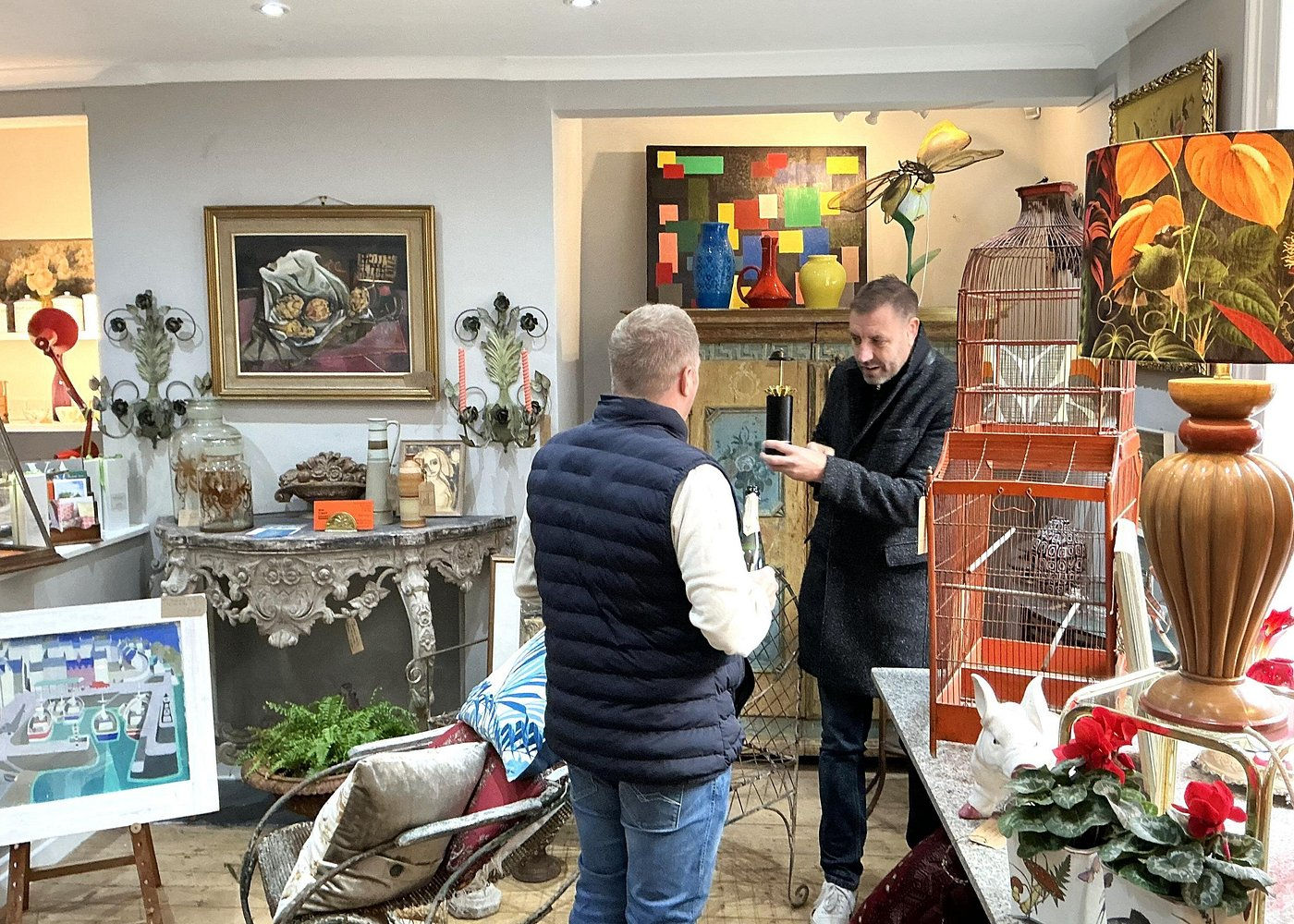 Antiques and Vintage Treasure Hunt in Historic Petworth