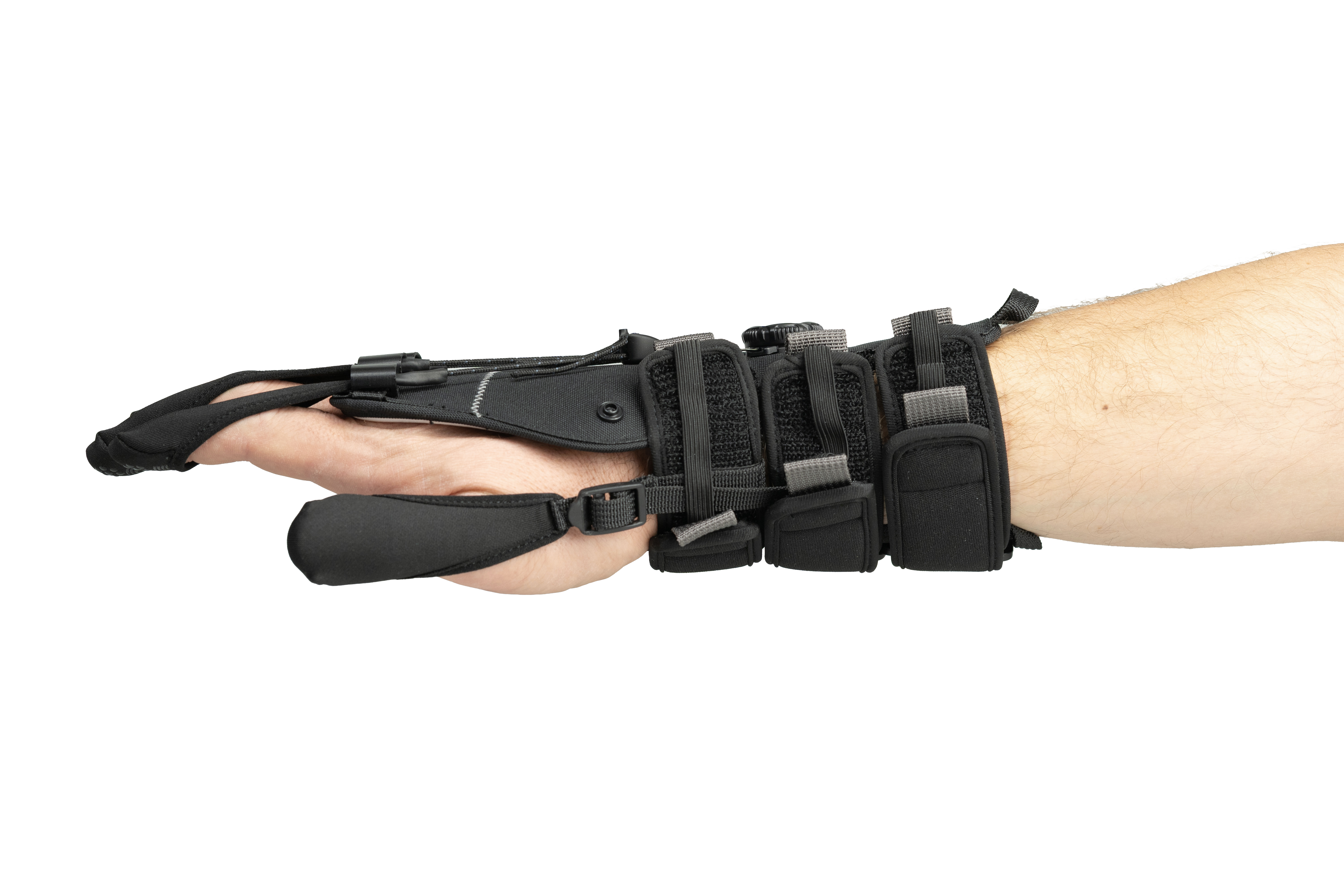 MADGLOVE 03.png