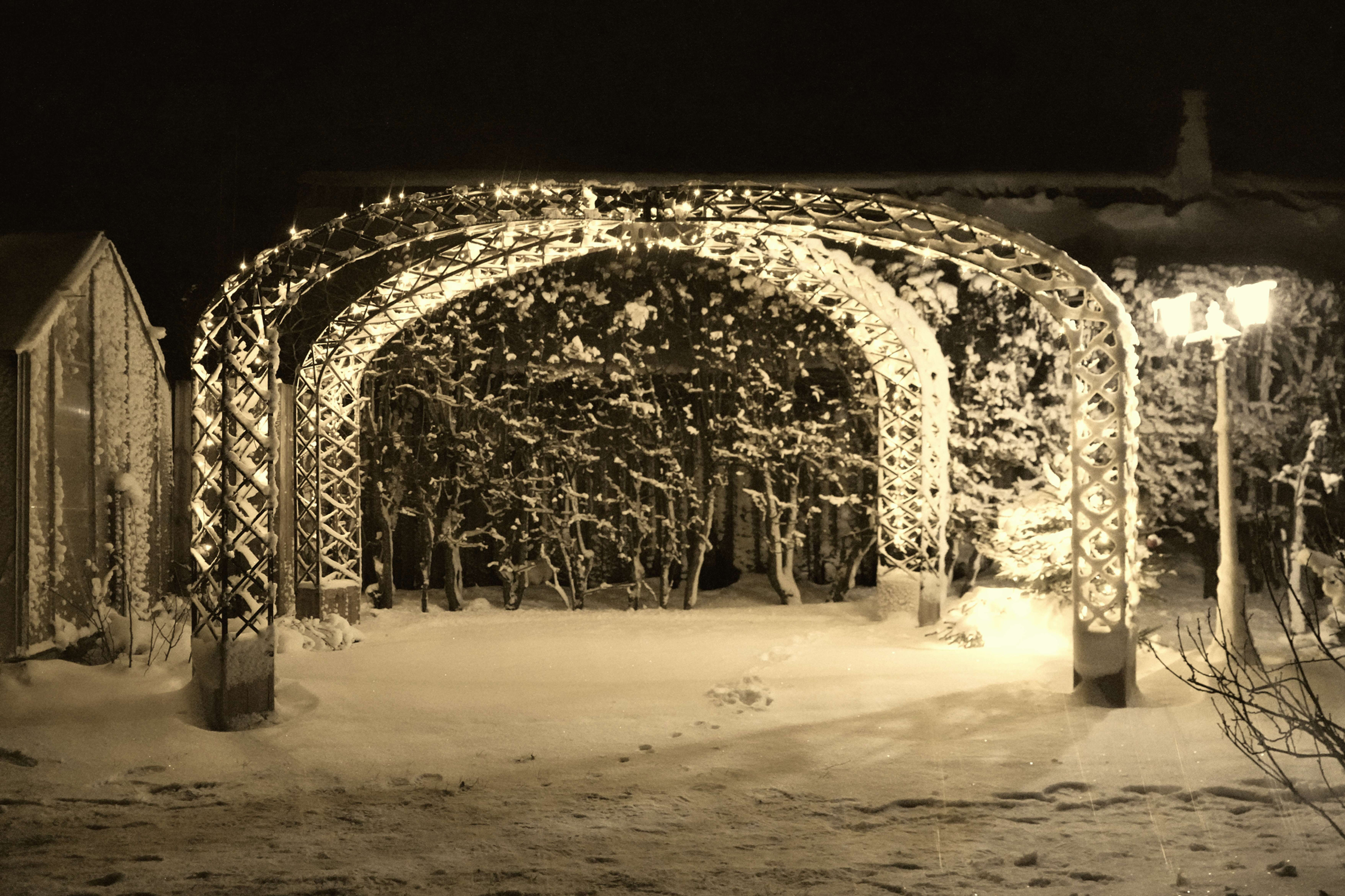 Paris Grand: Fristående Kryss komplett med lådor i Corten