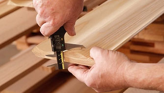 crown_molding_repair_home_interior-686x353-1.jpg