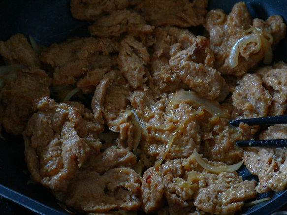 STIR FRY SOY MEAT WITH GINGER & MISO