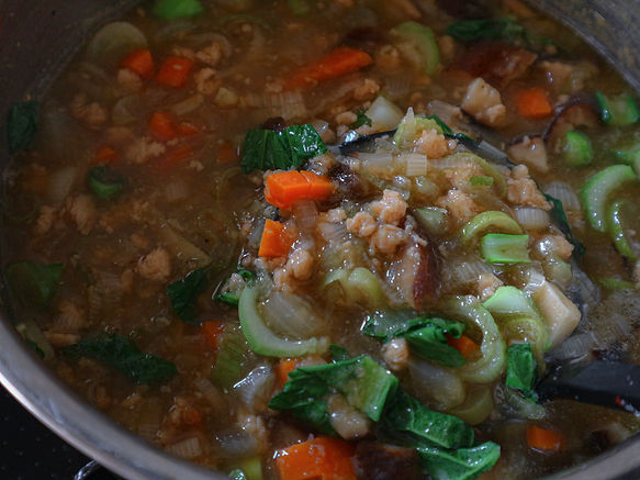 SOY MEAT & VEGETABLES SOUP