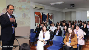 Gene inicia atividades com 36 estudantes e reforça proposta de pesquisa interdisciplinar