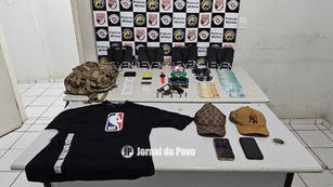 PM prende dupla que aplicava golpes em caixas eletrônicos em Marília com arma, produtos e dinheiro. Alvos eram idosos