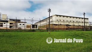 Preso é morto com golpe de lâmina de barbear no pescoço e tem as orelhas decepadas durante madrugada, na Penitenciária de Gália