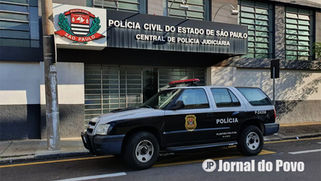 DISE flagra marmanjo e adolescente com drogas e dinheiro na zona norte de Marília