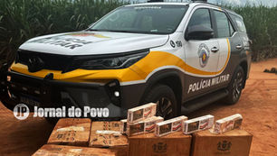 Polícia flagra caminhão com 200 mil maços de cigarros contrabandeados