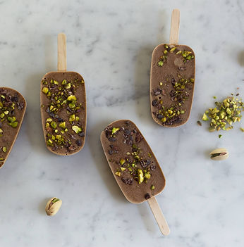 Protein Ice Cream Bliss: carob and pistachio