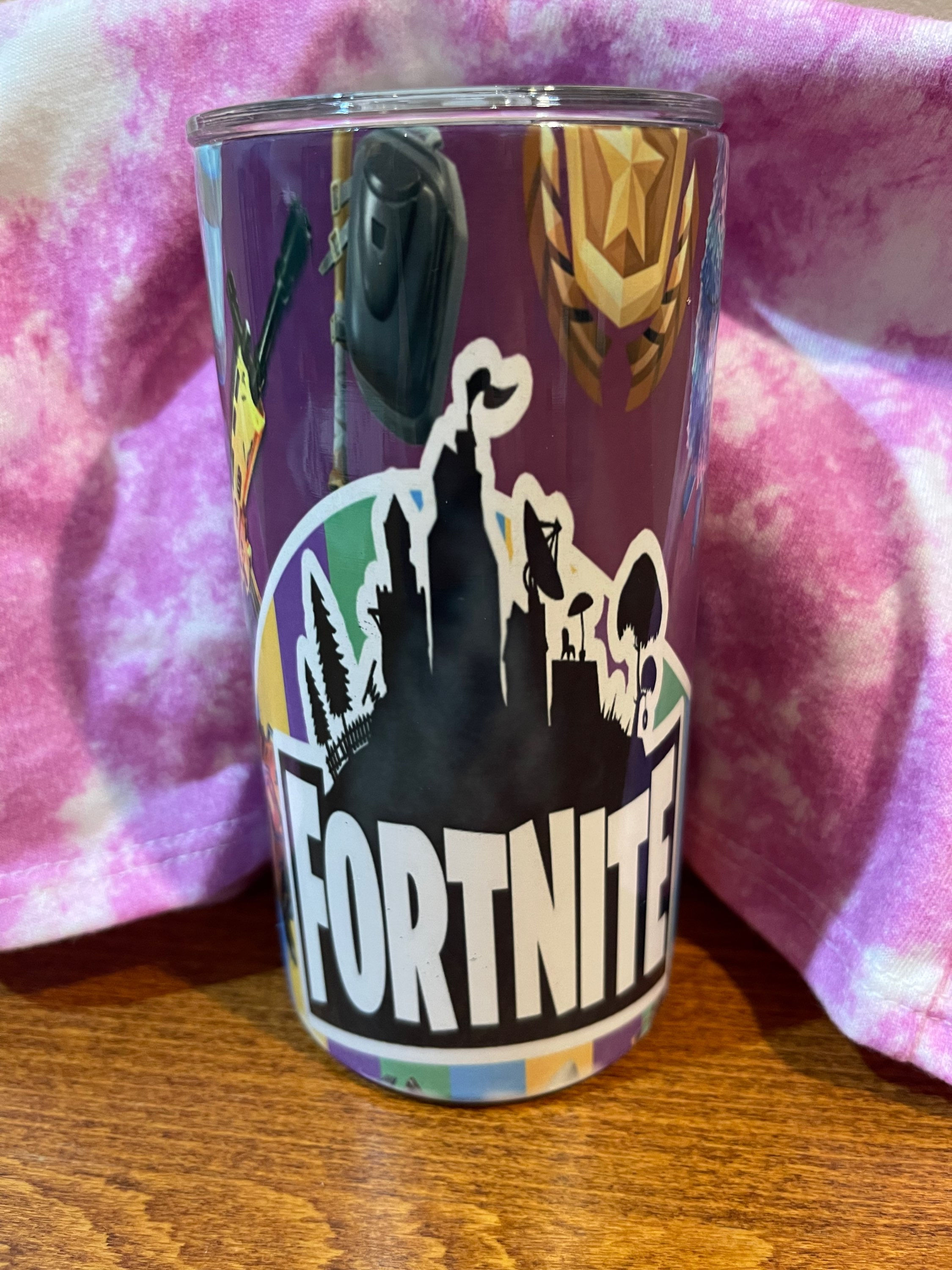 12oz Fortnite cup (lid & straw included)