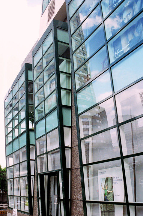 Lee Gardens - Facade.jpg