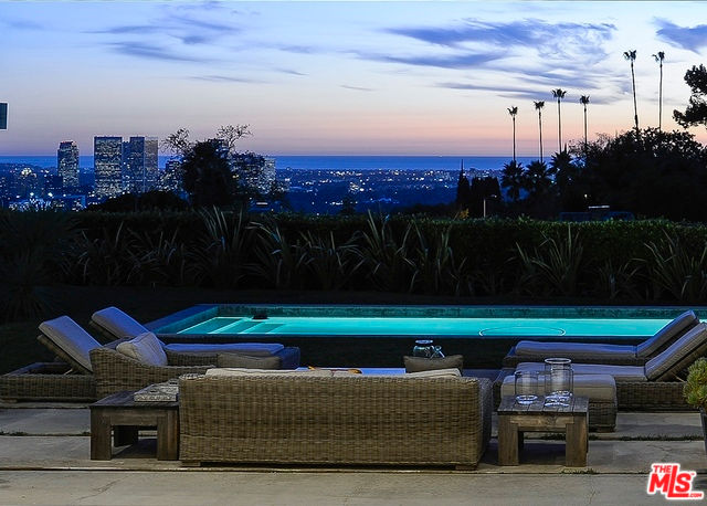 1083 Hillcrest Road, Beverly Hills 90210