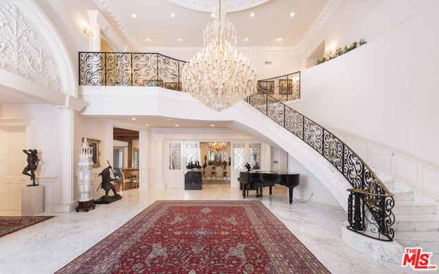 1005 N Rexford Drive, Beverly Hills