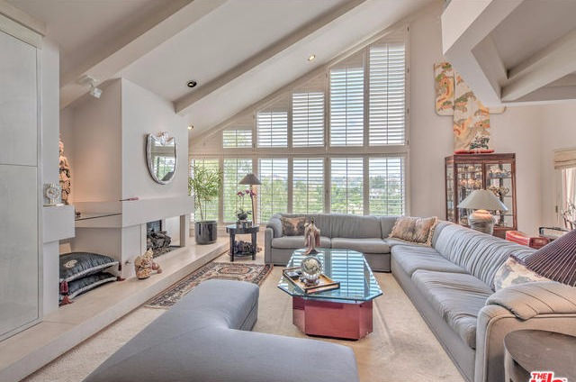 9645 Highridge Drive, Beverly Hills