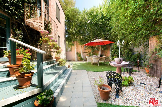 212 S Linden Drive, Beverly Hills