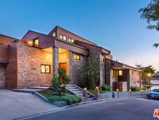 Beverly Hills MARKETWatch, 17 New Homes & 3 Condos For Sale and 8 Properties Sold the Past 7 day