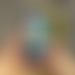 Hyphii App Lifestyle Photoshoot of woman hands taking pcture of food with Hyphii app 