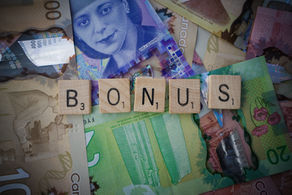 Financial Literacy: 5 Smart Ways to Spend Your Holiday Bonus