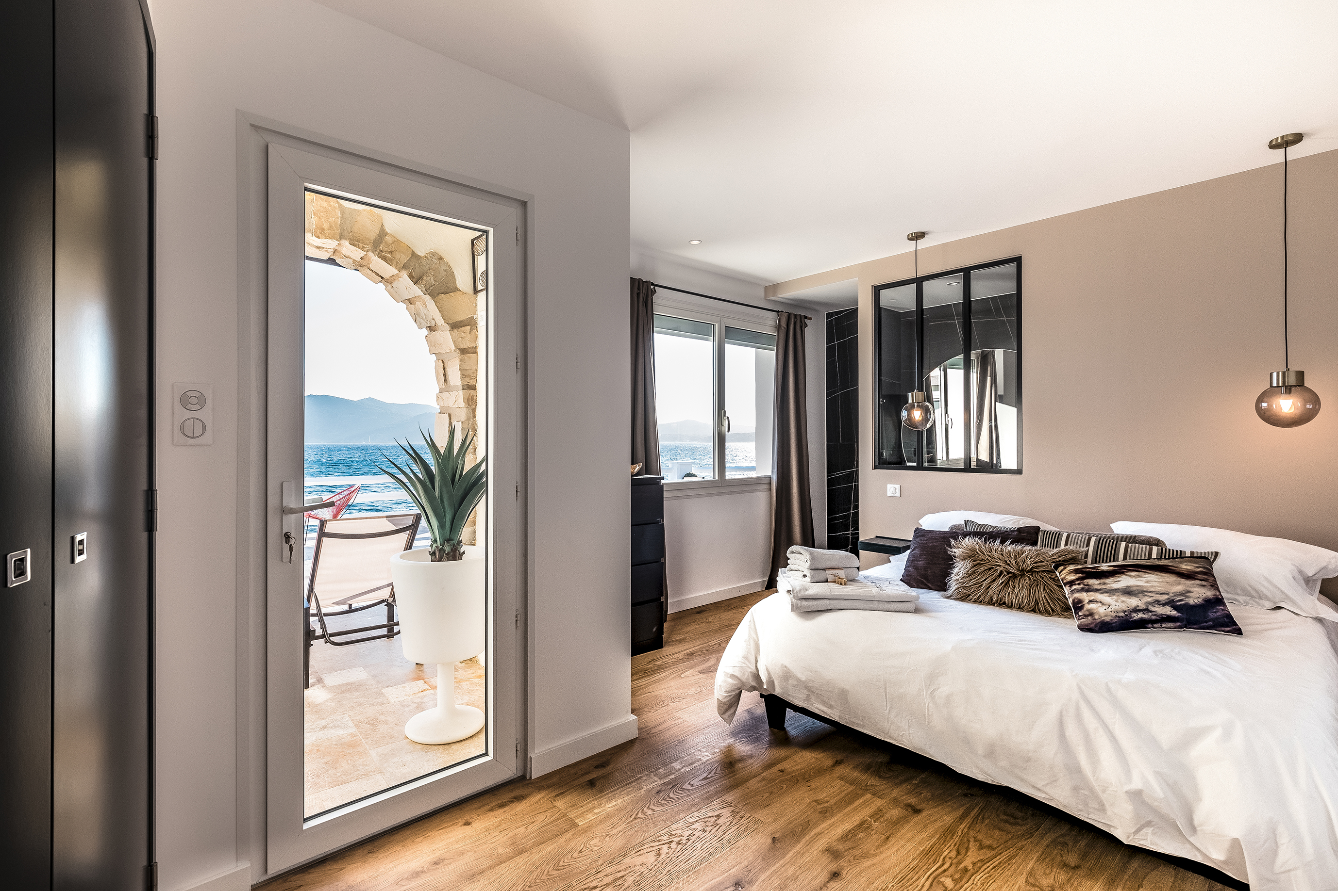 Chambres doubles vue mer – Villa Les Albatros Saint-Mandrier