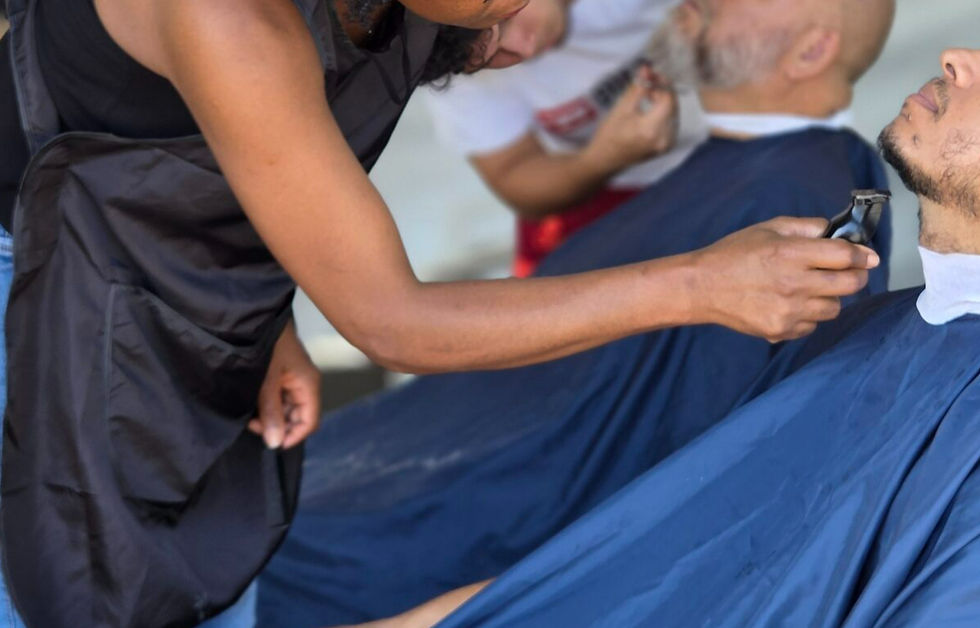Curso gratuito de Barbearia Avançada abre inscrições em Cotia; saiba como participar