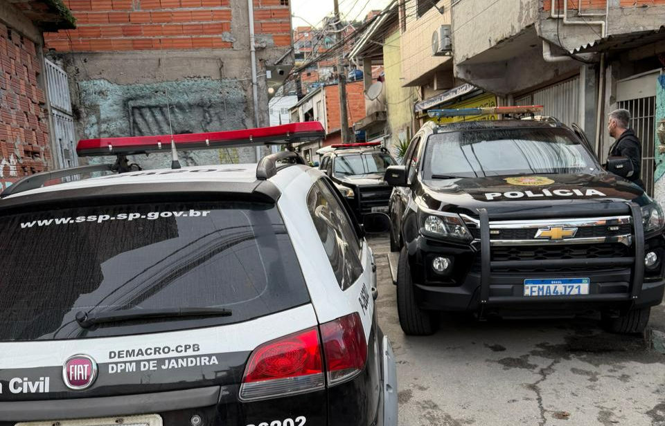 Jandira: Operação da Polícia Civil mira adegas e tabacarias contra tráfico e lavagem de dinheiro