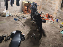 Itapevi: Ladrão é preso pela PM enquanto desmontava moto roubada