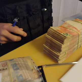 Polícia realiza operação e desarticula esquema de tráfico internacional em várias cidades