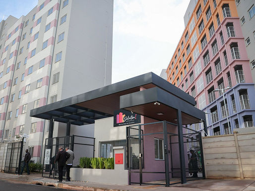 Governo de SP entrega 432 apartamentos em Embu das Artes