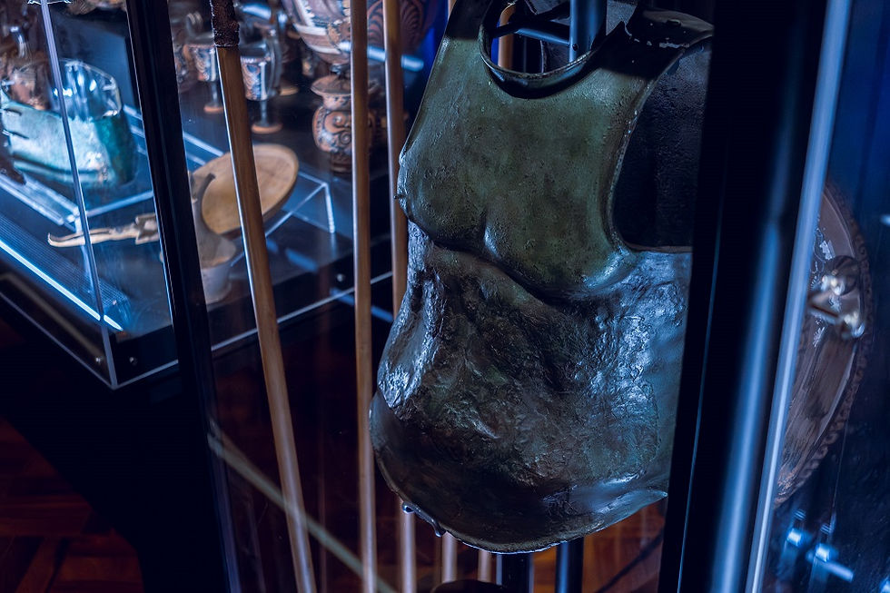 Exposição de artefatos arqueológicos originais da época pré-romana vai até o dia 08/06, em São Paulo