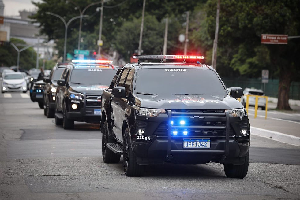 Golpe do controle remoto: Polícia prende dupla que invadia condomínios na capital