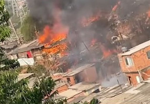 Osasco: Incêndio atingiu comunidade no Jd Santa Rita 