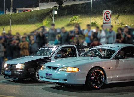 Exposição gratuita de carros modificados e rebaixados acontece no domingo (17)