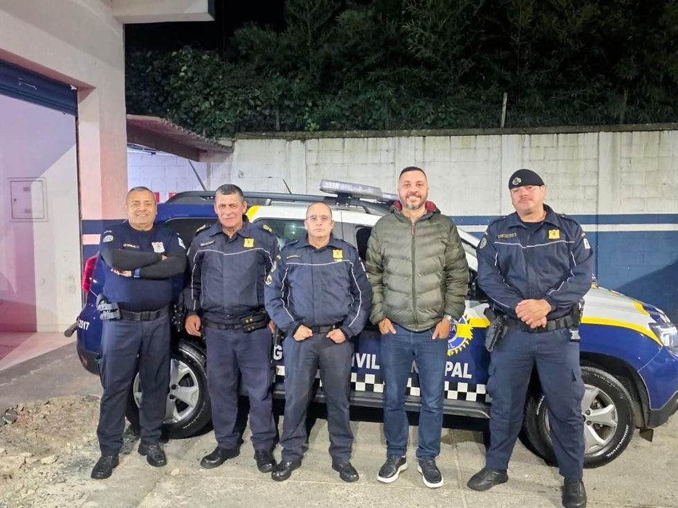 Motorista sofre infarto na Raposo Tavares e é salvo pela GCM na Granja Viana