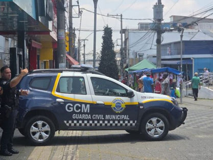 Cotia: Operação Natal Seguro reforça a segurança no comércio da cidade durante as compras de fim de ano