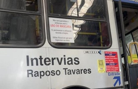 Cotia: Volta a ser obrigatório o uso de máscaras no transporte coletivo, por aplicativo e táxis
