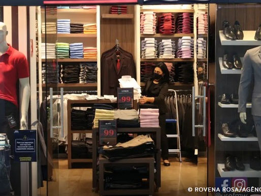 Troca de presentes de Natal: Saiba quais são os seus direitos e evite dores de cabeça