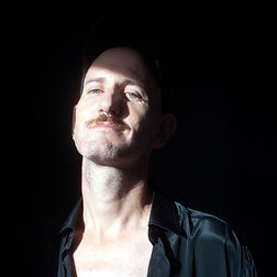 Writer: יותם פלדמן