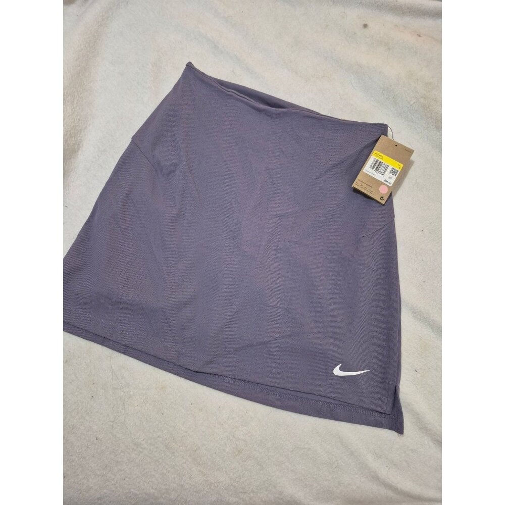 Nike gray athletic skirt with tag