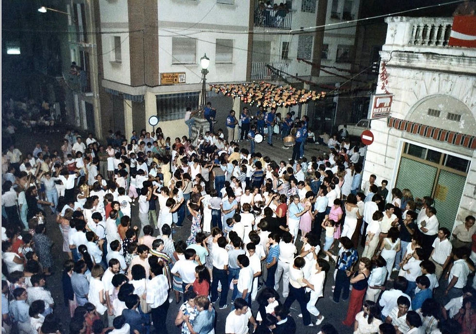 La festa de Màrtirs Street l'any 1986. Foto: Màrtirs Street.