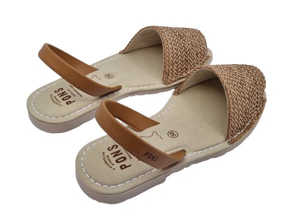 Thumbnail: Flat braided leather sandal